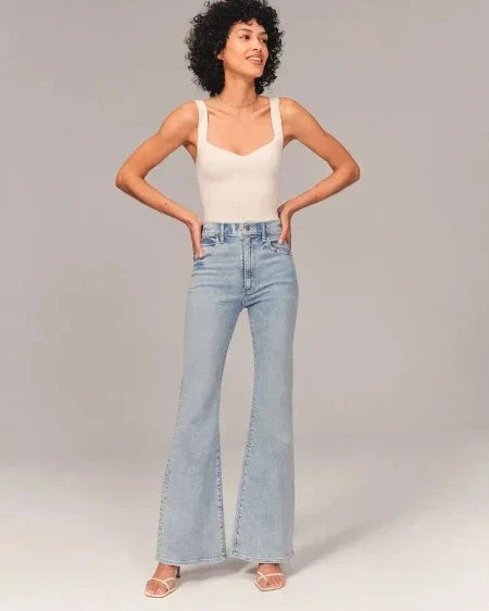 Valencia - High-Rise Flare Jeans