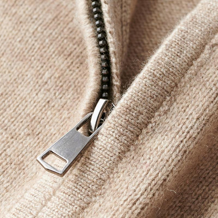 LEO | Warm Pullover with Zipper